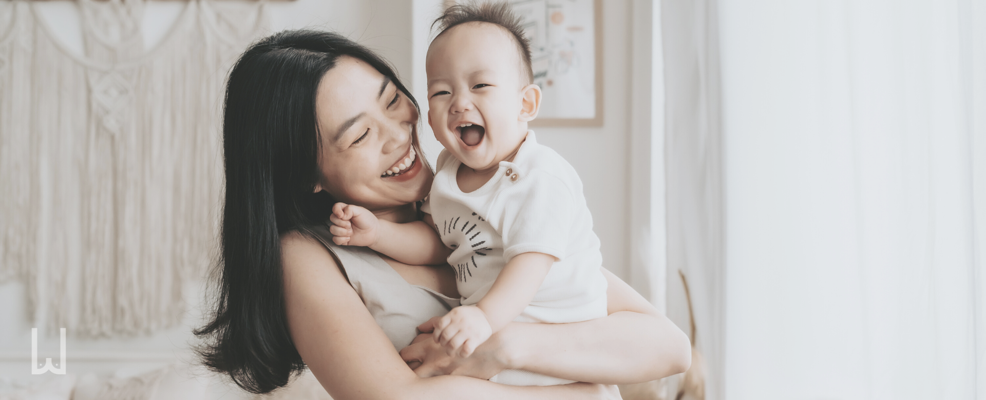 Wonderbewbz founder and her son