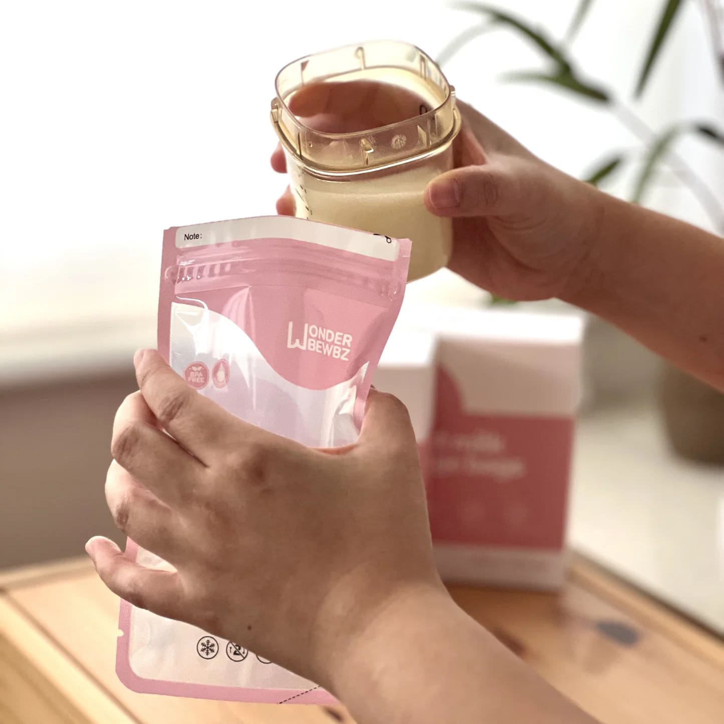 Breast_Milk_Storage_Bags